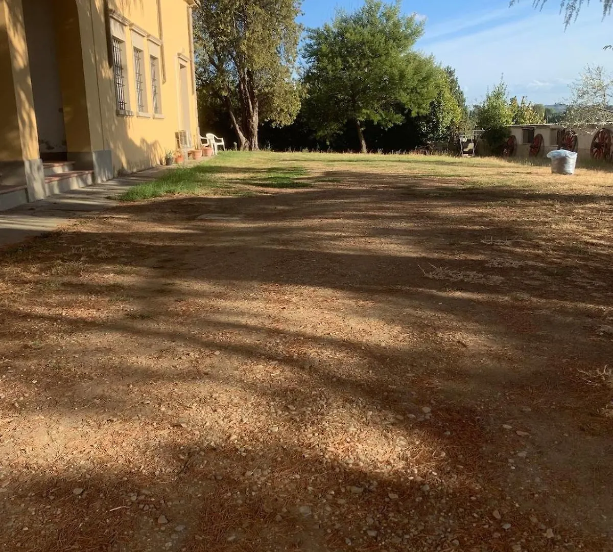 Apartment In Villa Il Castellaccio Poggio a Caiano Holiday home